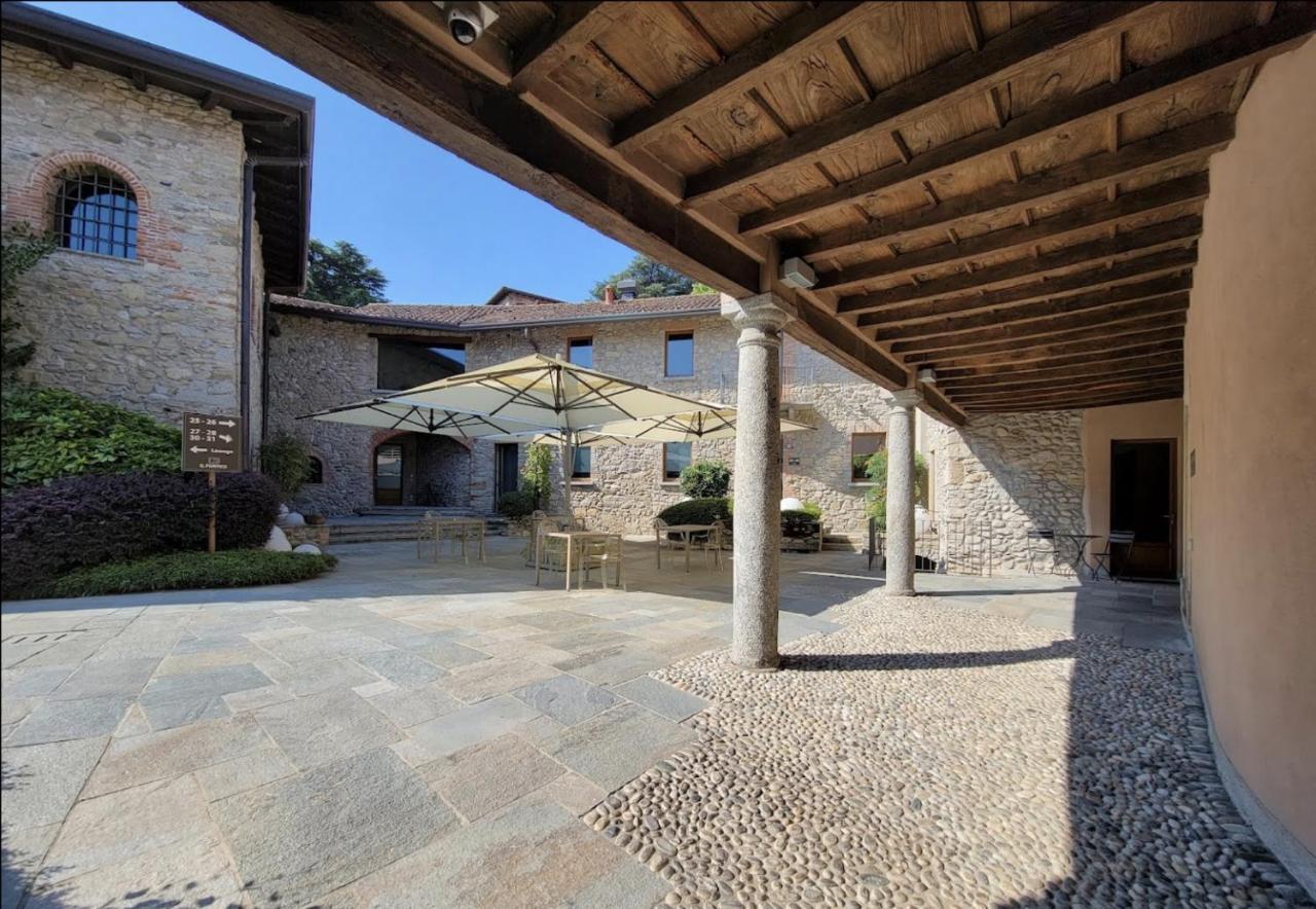 Il Portico - 1711 Luxury Guest House Арлате Экстерьер фото